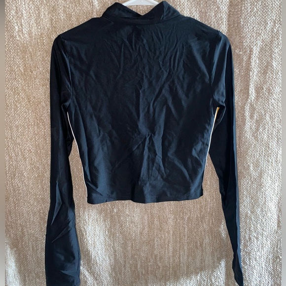 Forever 21 Half Zip Up Cropped Top - Picture 2 of 3